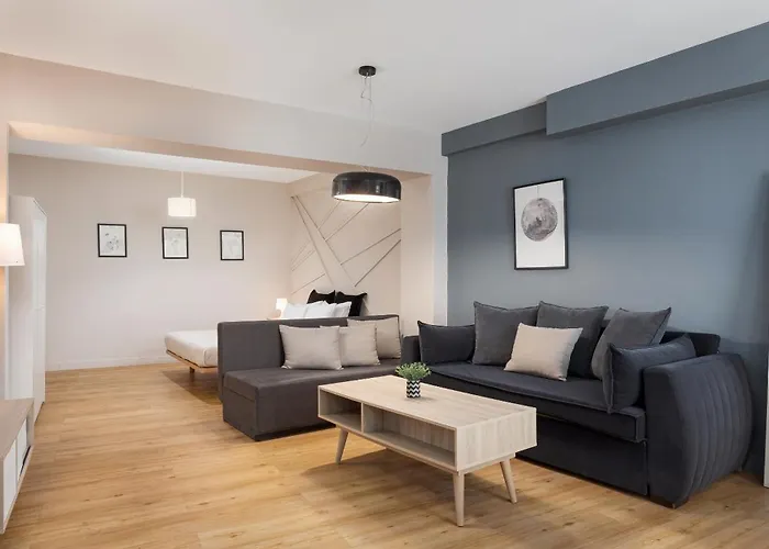 Comfort Suite By Acropolis Cozy Suites